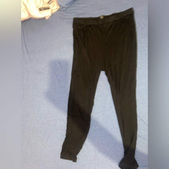 Crop top - Picture 2 of 2